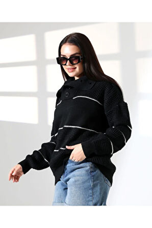 Yaka Düğmeli Ajurlu Triko Kazak