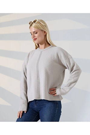 Ön Çizgili Yumuşak Dokulu Triko Kazak