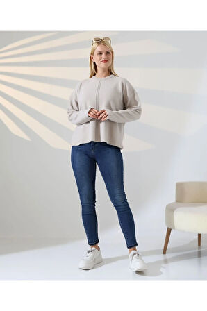 Ön Çizgili Yumuşak Dokulu Triko Kazak