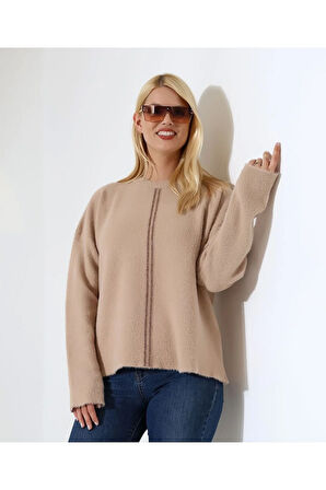 Ön Çizgili Yumuşak Dokulu Triko Kazak