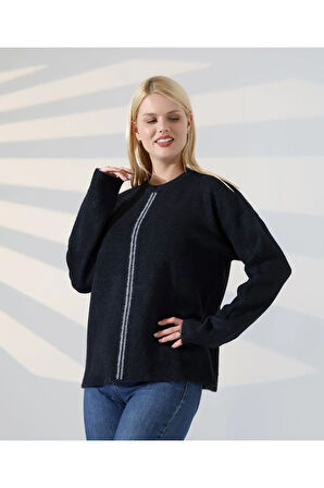 Ön Çizgili Yumuşak Dokulu Triko Kazak