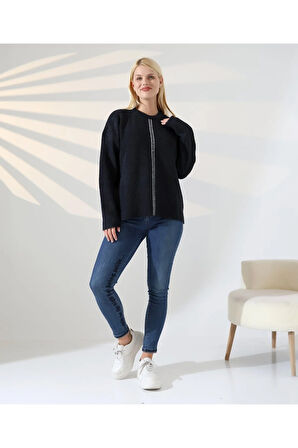 Ön Çizgili Yumuşak Dokulu Triko Kazak