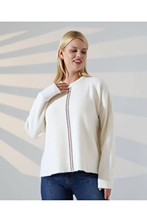 Ön Çizgili Yumuşak Dokulu Triko Kazak