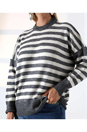 Çizgi Zarafeti Elegance Triko Kazak