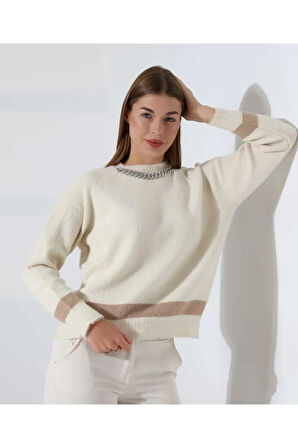 Zincir Yaka Detaylı Kontrast Triko Kazak
