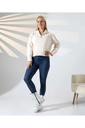 Yüksek Yaka Fermuarlı Triko Kazak