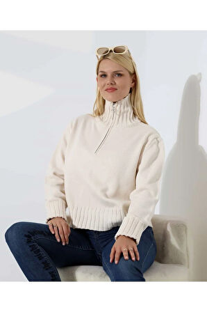 Yüksek Yaka Fermuarlı Triko Kazak