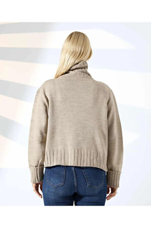 Yüksek Yaka Fermuarlı Triko Kazak