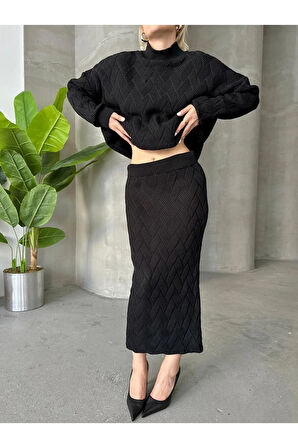 Desenli Etekli Alt Üst Triko Takım