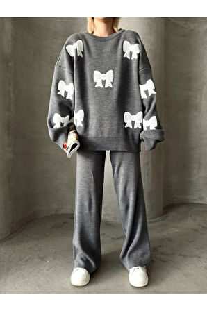 Kurdele Desenli Alt Üst Triko Takım