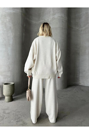 Desenli Alt Üst Triko Takım