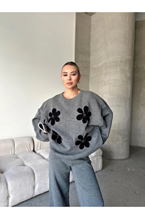 Dört Yonca Desenli Alt Üst Triko Takım