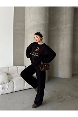 Yılbaşı Temalı Triko Takım – Merry Christmas Yazılı Rahat Kombin