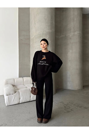 Yılbaşı Temalı Triko Takım – Merry Christmas Yazılı Rahat Kombin