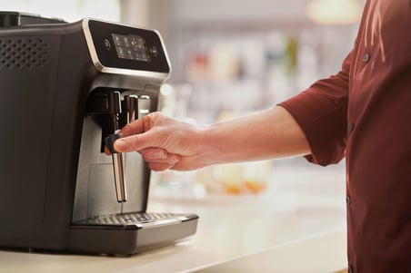 Philips 2200 Serisi Tam Otomatik Espresso Makinesi, Dokunmatik Ekran, Klasik Süt Köpürtücü, 2 İçecek