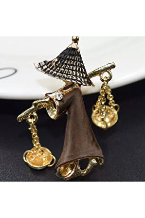 Sokak Satıcısı Broş