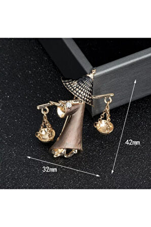 Sokak Satıcısı Broş