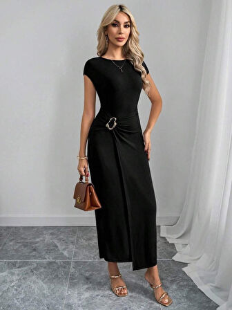 EQURİ Kadın Yarım Ay Kollu Yuvarlak Yaka önünde Toka Detaylı Modal Maxi Elbise