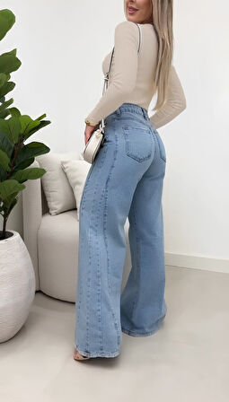 EQURİ Kadın Yüksek Bel Paçaya Doğru Geniş Kesimli Kot Pantolon