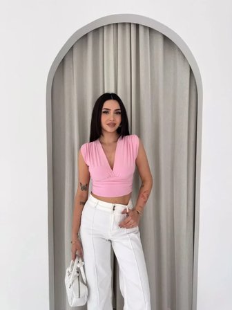 EQURİ Vatkalı Kolsuz V Yaka Drapeli Crop Bluz Likralı Fit - Pembe