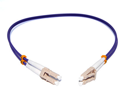 Beek LC-LC Fiber Optik Patch Kablo, Multimode OM 4 50/125 Duplex, 3.0mm, LSZH, 0,5 metre&lt;br&gt;
Beek LC/UPC-LC/UPC Patch Cord, MM OM4 50/125 SX, 3.00mm, LSZH, 0.5M