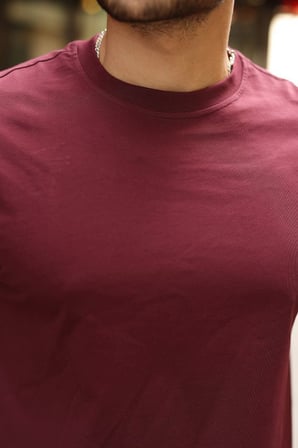 Erkek Kolları Dar Kesim Rahat Kalıp Basic Tişört