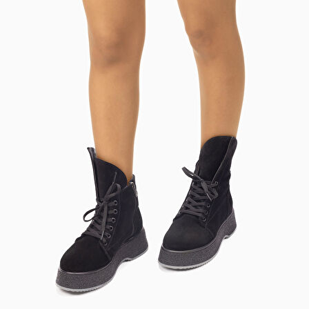 TwoEgoist Süet Deri Kürk Astarlı Asimetrik Tasarım Kalın Tabanlı Bot