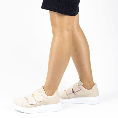 Kadın Günlük Spor Kalın Tabanlı  Ayakkabı