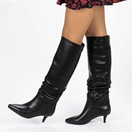 Vegan 6.5 cm Kısa Rahat Topuklu Sivri Burunlu Körüklü Uzun Kadın Çizme