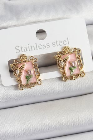 Pirinç Pembe Mineli Sanatsal Portre Model Renk Kadın Küpe