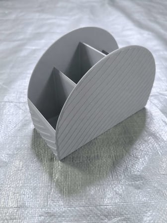3D Baskı Uzaktan Kumanda Organizeri - Çok Bölmeli TV Kumandası Masaüstü Düzenleyici-Gri