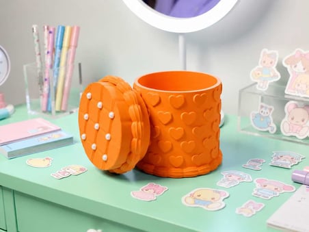 3D Baskı Kabartma Kalp Desenli Kapaklı Kalemlik - Masaüstü Organizer - Turuncu