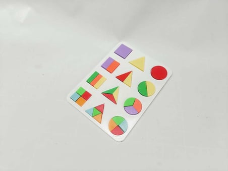 3D Baskı Geometrik Şekiller ve Kesirler Eğitim Seti - Renkli Şekil Eşleştirme Puzzle, Montessori Öğr