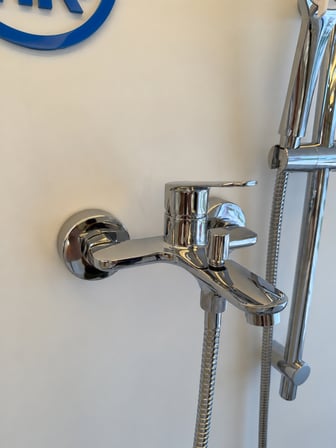 Fast Banyo Bataryası + Fast Lavabo Bataryası + Tuna Duş Kolonu Kombin Seti | 5 Yıl Garantili