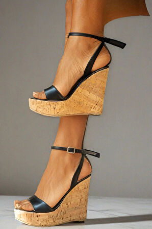 Kadın Moda Çapraz Baret Dolgu Topuklu Ayakkabı Şık ve Zarif Abiye Ayakkabı