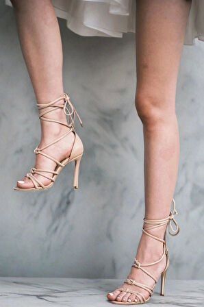 Kadın İnce Topuklu Bağlamalı Sandalet Bilekten Bağcıklı Gece Modeli