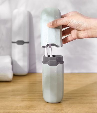 Seyahat Tipi Diş Fırçası ve Makyaj Fırçası Kabı 3 Renk