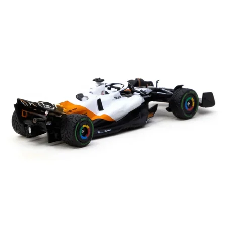 1/64 Model Araç