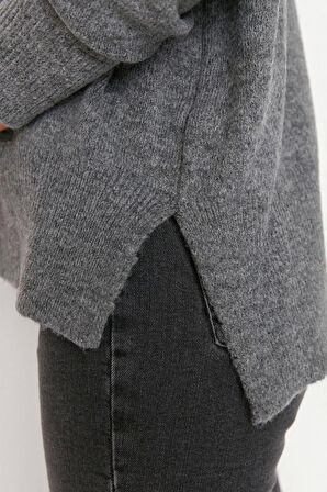 Kadın Modern Tarz Rahat Uzun Balıkçı Yaka Düz Kol Regular Triko Kazak