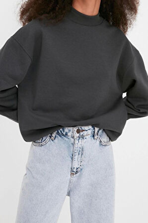 Tarz Relaxed Dik Yaka Düşük Kol Regular Kalın İçi Polarlı Rahat Kalıp Örme Sweatshirt