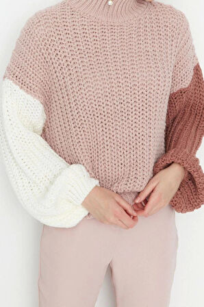 Kadın Modern Tarz Rahat Uzun Dik Yaka Renk Bloklu Kol Regular Triko Kazak