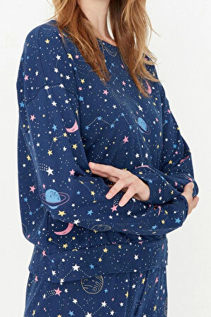 Tarz Rahat Uzun Kollu Lastikli Paça %100 Pamuklu Galaksi Desenli Örme Pijama Takımı