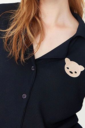 Tarz Rahat Kısa Kollu Boru Paça Düz Nakışlı Kaşkorse Örme Pijama Takımı