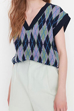 Kadın Modern Tarz Rahat Kolsuz V Yaka Baklava Kol Regular Triko Süveter