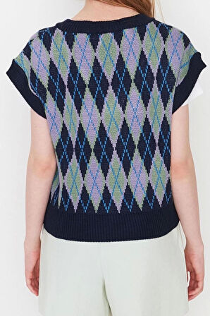 Kadın Modern Tarz Rahat Kolsuz V Yaka Baklava Kol Regular Triko Süveter