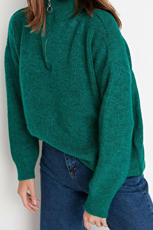 Kadın Modern Tarz Rahat Uzun Dik Yaka Düz Kol Regular Triko Kazak