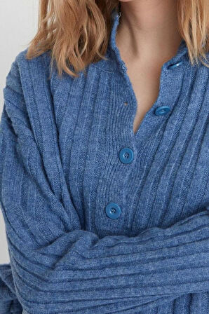 Kadın Modern Tarz Rahat Uzun Dik Yaka Düz Kol Regular Triko Kazak