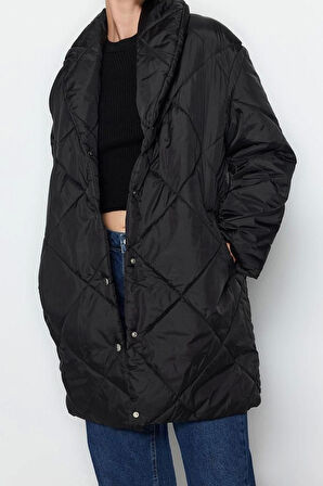 Tasarım Düz Astarlı Yaka Midi Oversize Ceket Kadın Oversize Kapitone Şişme Mont