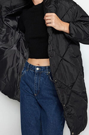 Tasarım Düz Astarlı Yaka Midi Oversize Ceket Kadın Oversize Kapitone Şişme Mont