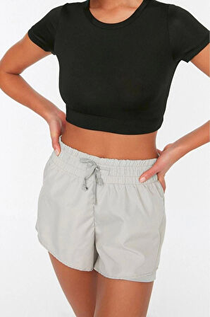 Moda Örme Normal Bel Boru Paça Sportswear Mint Paraşüt Kumaş 2 Katmanlı İçi Şortlu Örme Spor Şort